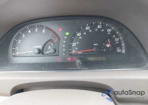 2003 Toyota Camry Xle z USA, uszkodzony, nr VIN 4T1BE32K43U781009